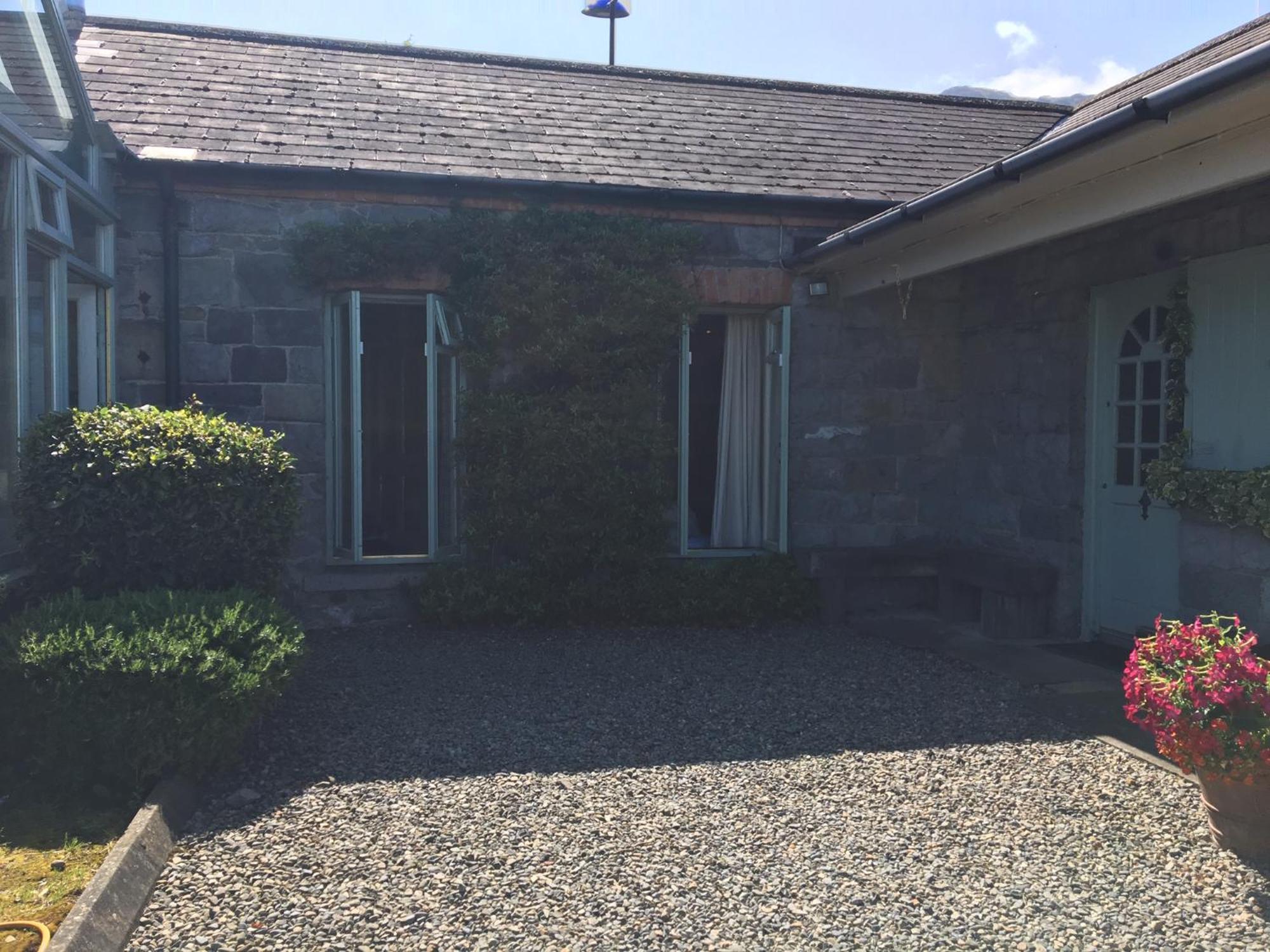 Wood Quay - A Truly Unique, Seafront Experience! Villa Carlingford Exterior photo
